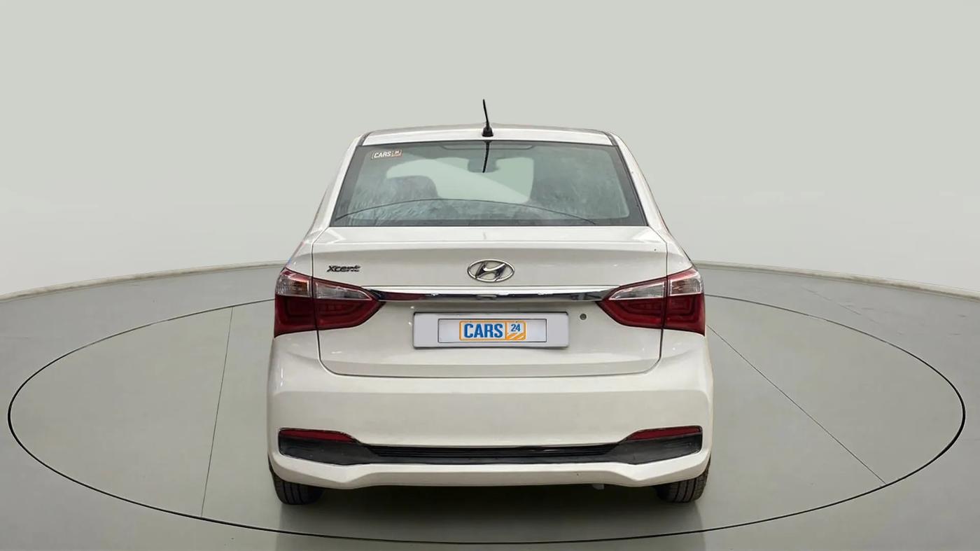 2018 Hyundai Xcent E+, CNG, Manual, 1,03,921 km, Back/Rear