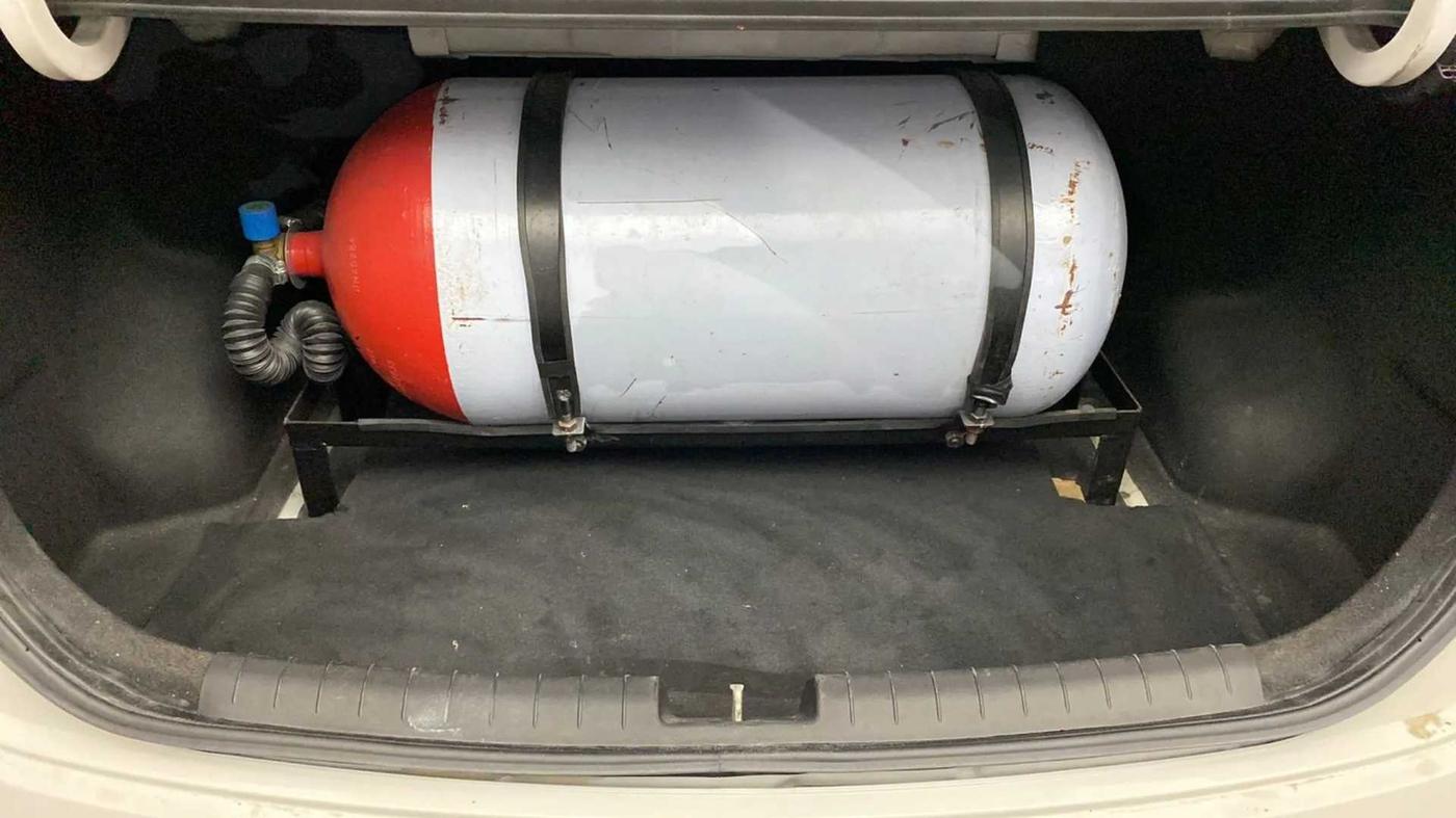 2018 Hyundai Xcent E+, CNG, Manual, 1,03,921 km, Boot Inside