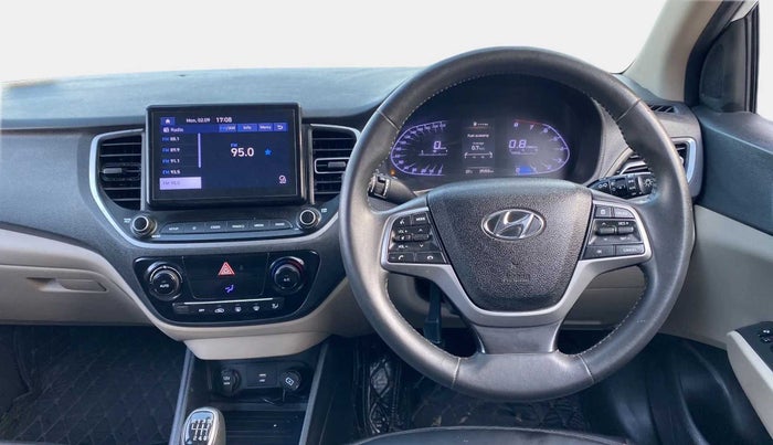 2020 Hyundai Verna SX 1.5 VTVT, Petrol, Manual, 39,252 km, Steering Wheel Close Up