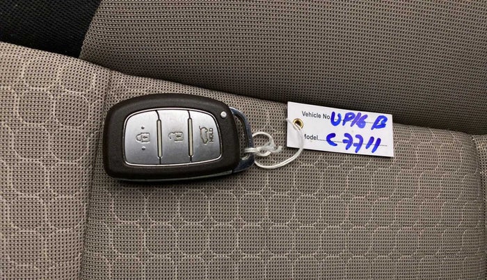 2016 Hyundai Elite i20 ASTA 1.2, Petrol, Manual, 87,803 km, Key Close Up