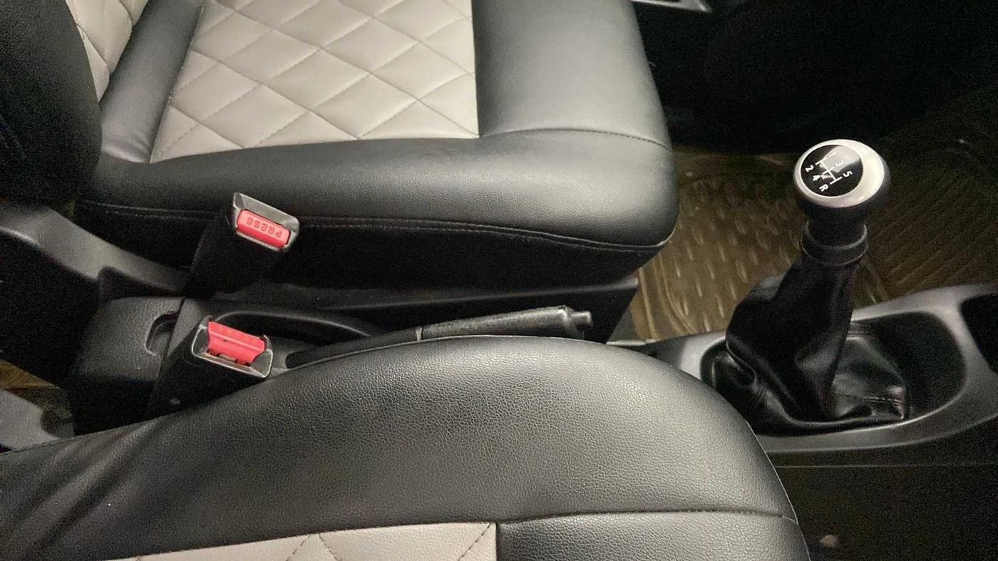 2014 Maruti Wagon R 1.0 LXI, Petrol, Manual, 53,555 km, Gear Lever