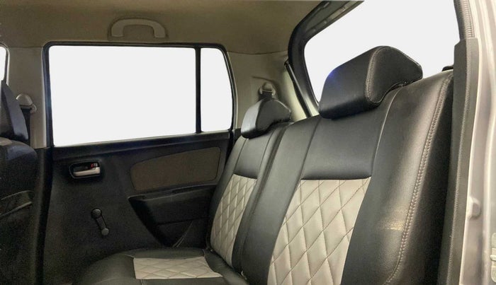 2014 Maruti Wagon R 1.0 LXI, Petrol, Manual, 53,555 km, Right Side Rear Door Cabin