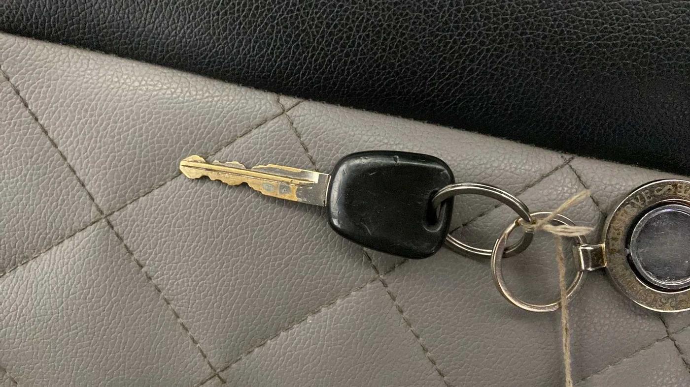 2014 Maruti Wagon R 1.0 LXI, Petrol, Manual, 53,555 km, Key Close Up