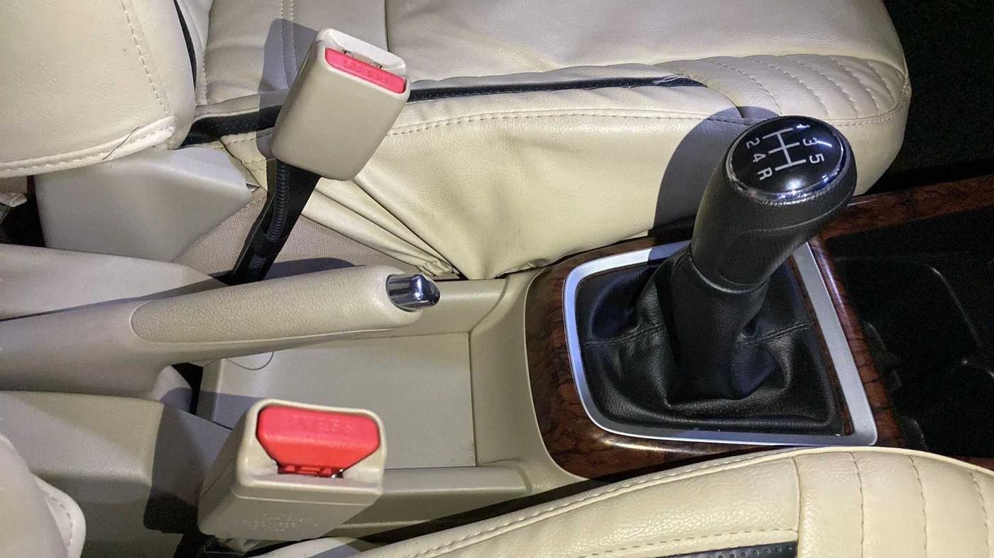 2020 Maruti Dzire VXI, Petrol, Manual, 21,420 km, Gear Lever