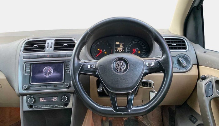 2018 Volkswagen Vento HIGHLINE 1.6 MPI, Petrol, Manual, 84,572 km, Steering Wheel Close Up