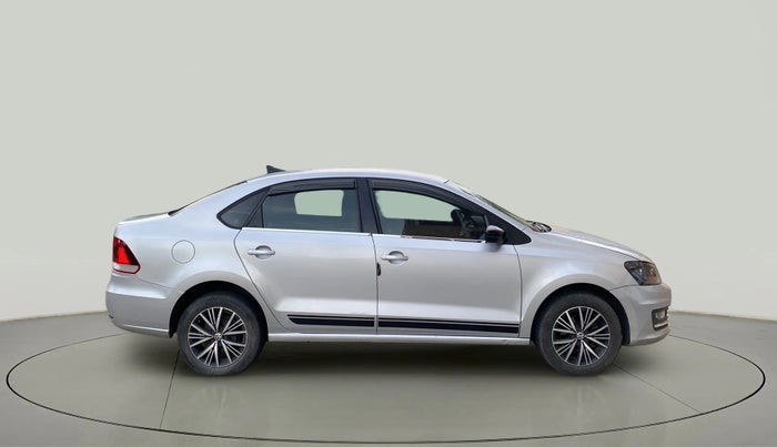 2018 Volkswagen Vento HIGHLINE 1.6 MPI, Petrol, Manual, 84,572 km, Right Side View