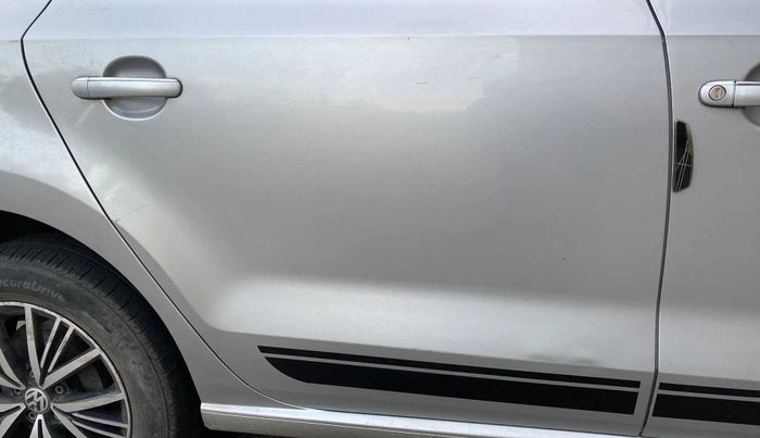 2018 Volkswagen Vento HIGHLINE 1.6 MPI, Petrol, Manual, 84,572 km, Right rear door - Slightly dented