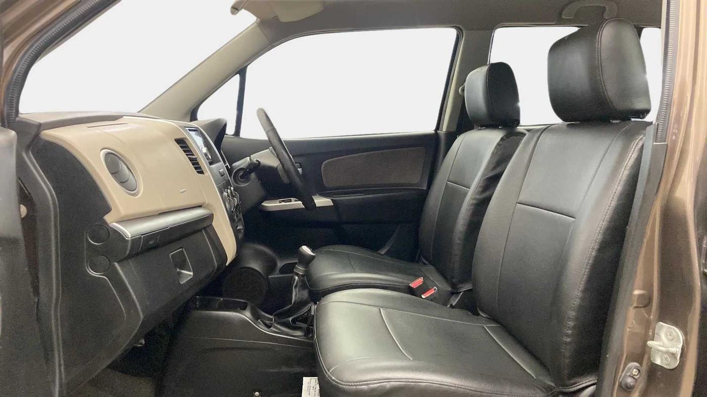 2013 Maruti Wagon R 1.0 LXI CNG, CNG, Manual, 63,470 km, Right Side Front Door Cabin