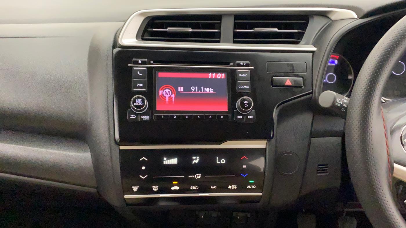 2021 Honda Jazz 1.2L I-VTEC V, Petrol, Manual, 10,181 km, Air Conditioner