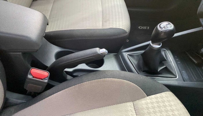 2019 Hyundai Elite i20 ASTA 1.2 (O), Petrol, Manual, 14,567 km, Gear Lever
