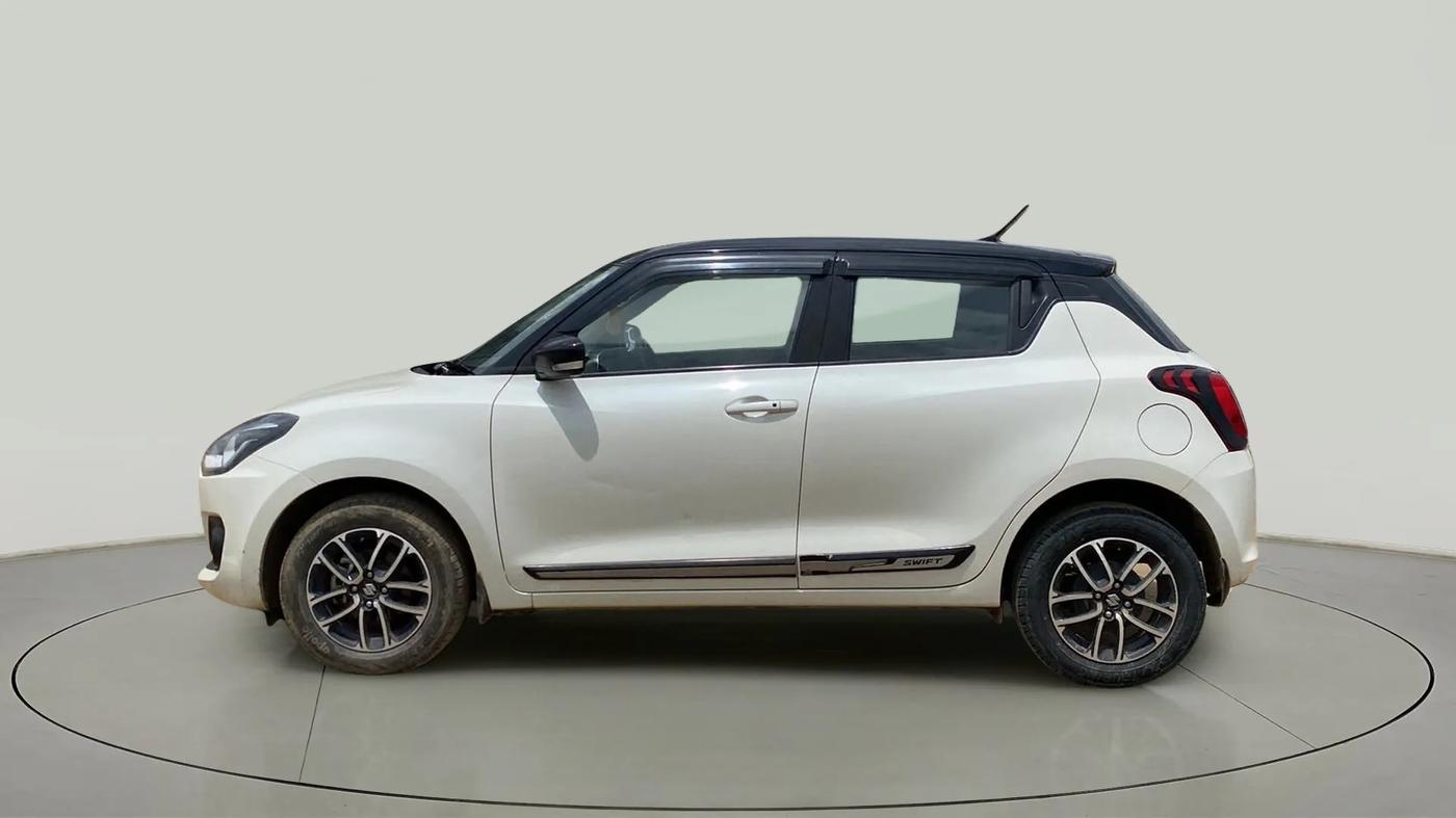 2022 Maruti Swift ZXI PLUS AMT DUAL TONE, Petrol, Automatic, 28,262 km, Left Side