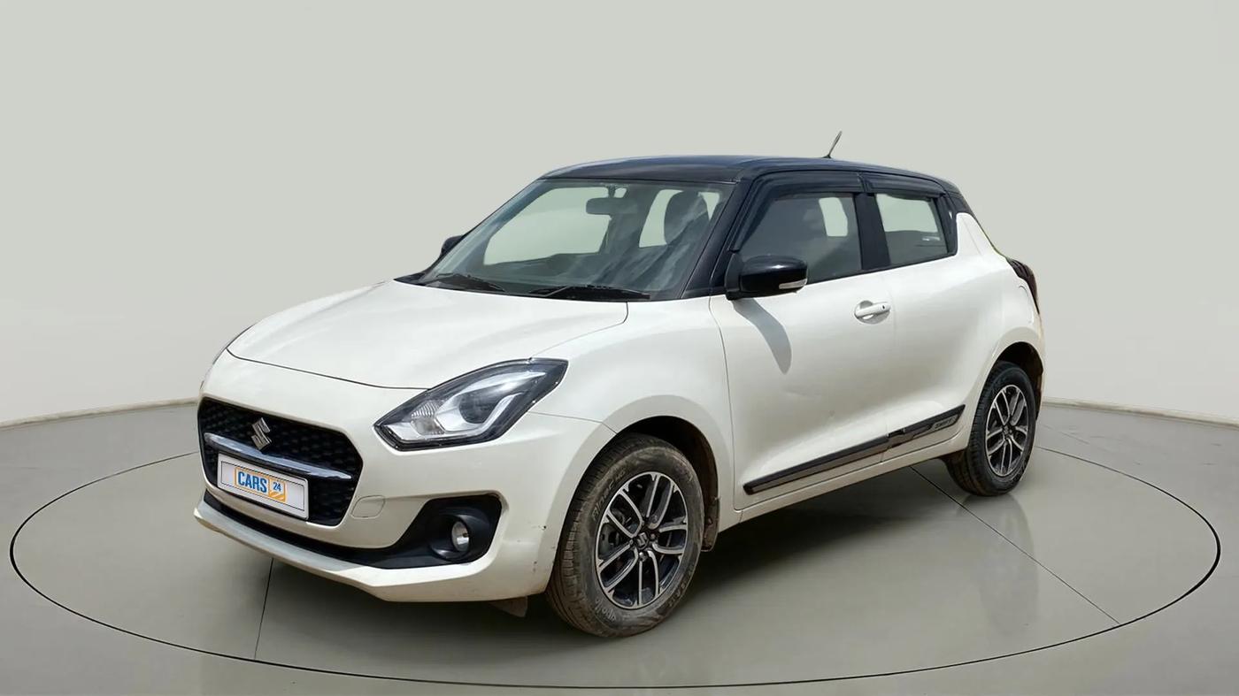 2022 Maruti Swift ZXI PLUS AMT DUAL TONE, Petrol, Automatic, 28,262 km, Left Front Diagonal