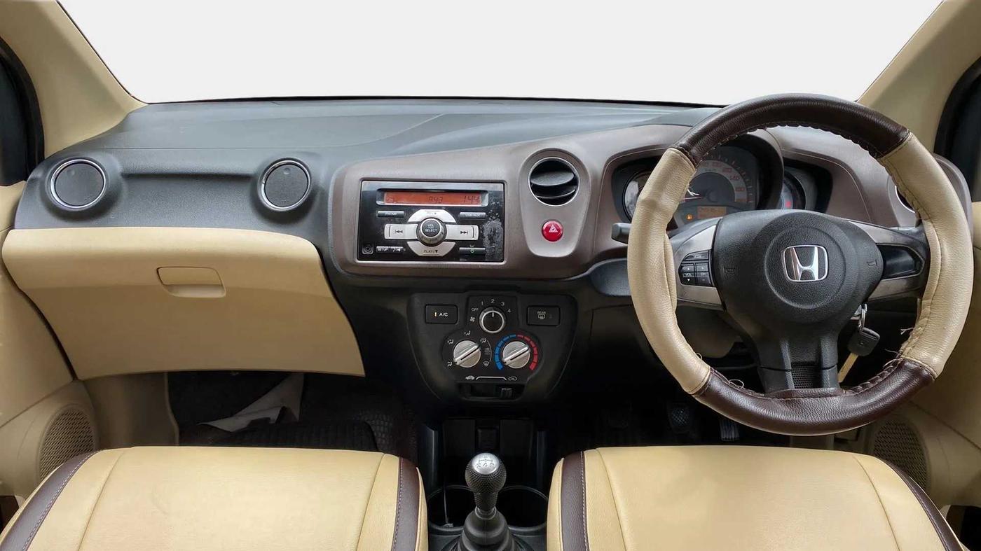 2014 Honda Brio S MT, Petrol, Manual, 49,470 km, Dashboard