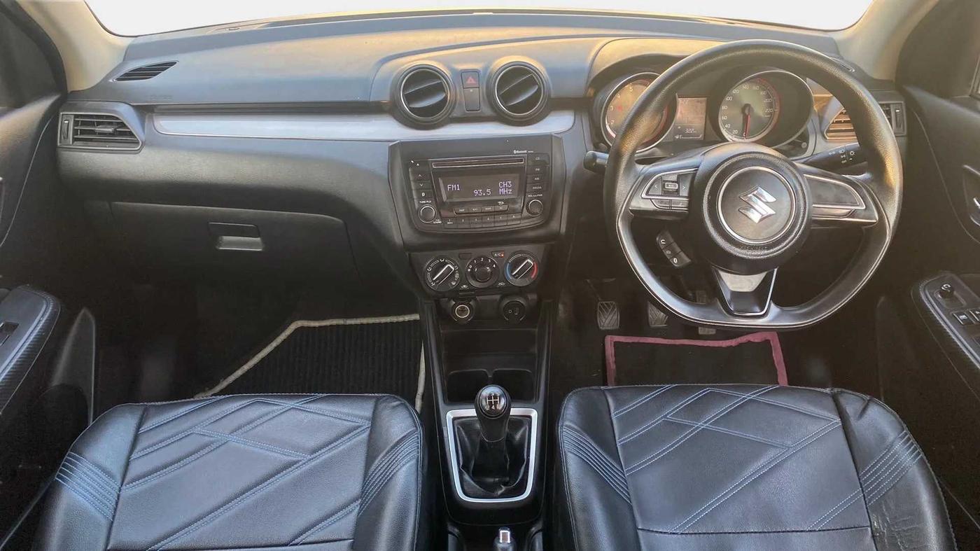 2019 Maruti Swift VXI, Petrol, Manual, 68,349 km, Dashboard