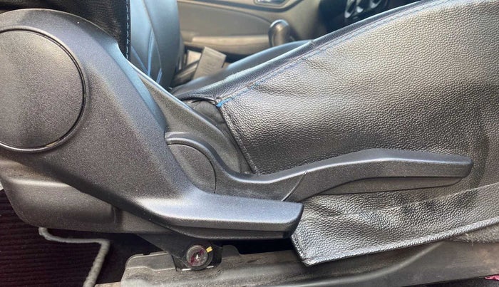 2019 Maruti Swift VXI, Petrol, Manual, 68,349 km, Driver Side Adjustment Panel
