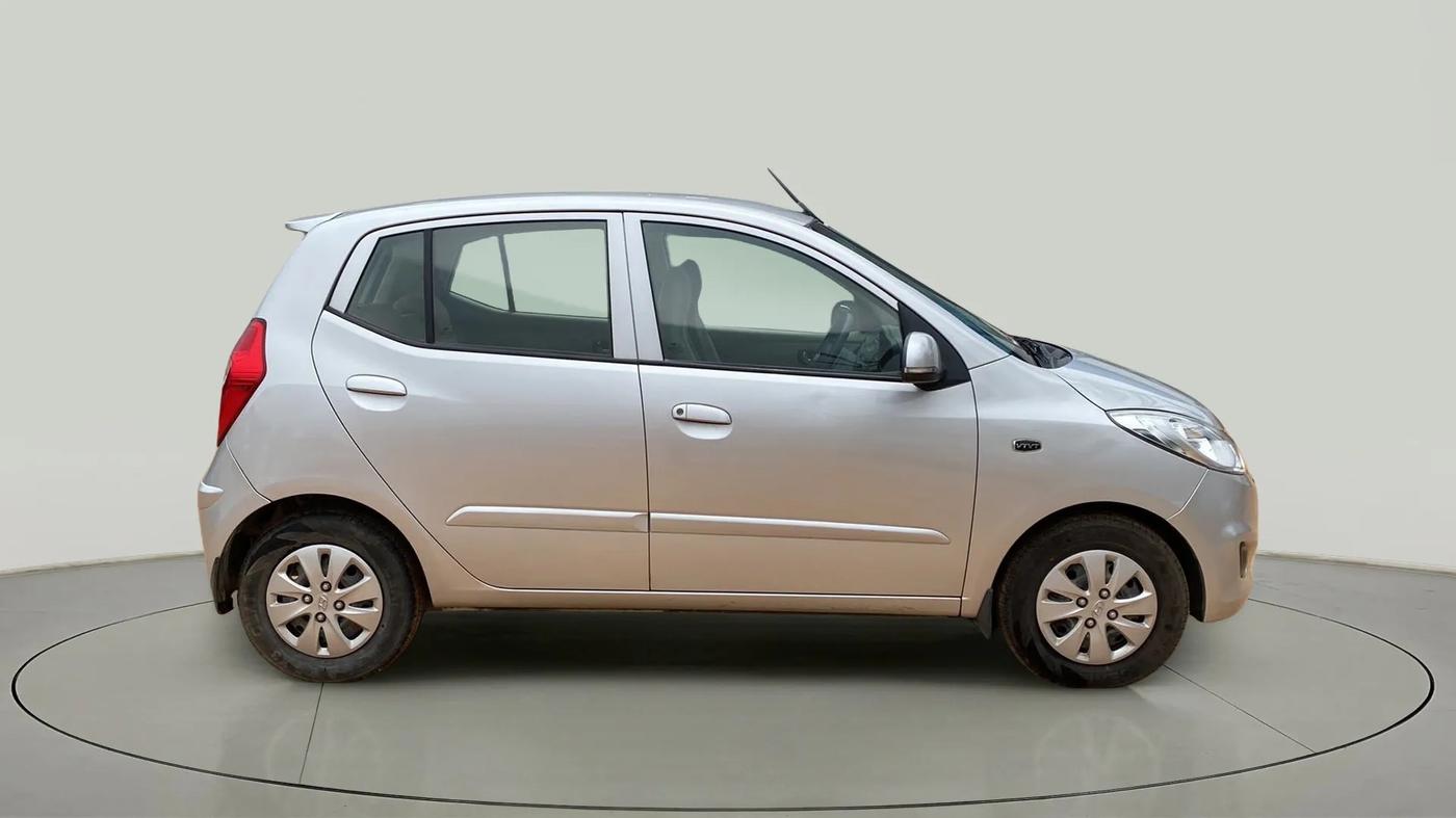 2013 Hyundai i10 SPORTZ 1.2, Petrol, Manual, 67,290 km, Right Side View