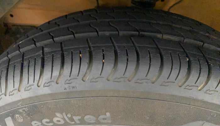 2021 Maruti S PRESSO VXI+, Petrol, Manual, 12,826 km, Left Front Tyre Tread