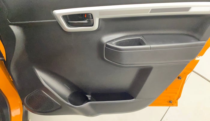 2021 Maruti S PRESSO VXI+, Petrol, Manual, 12,826 km, Driver Side Door Panels Control