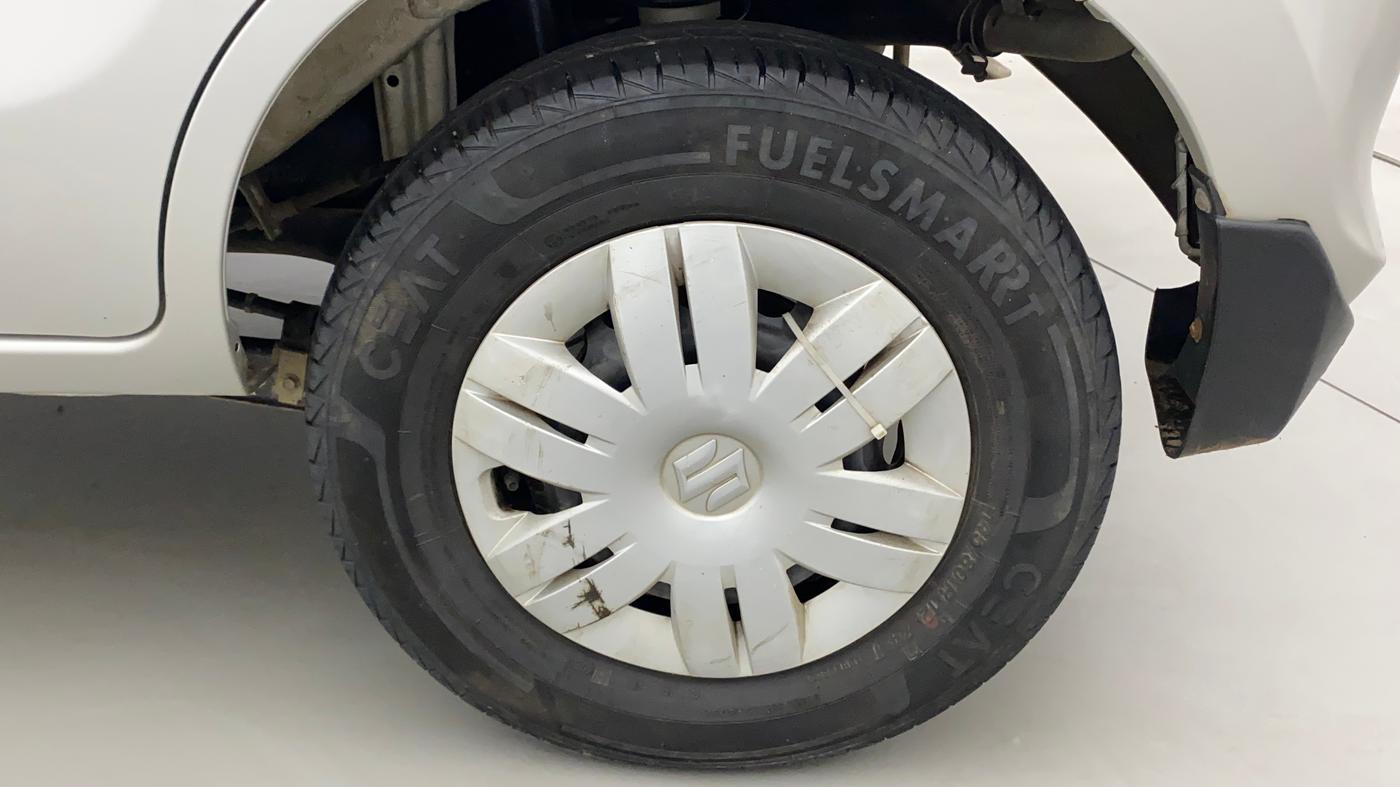 2020 Maruti Alto VXI, Petrol, Manual, 36,268 km, Left Rear Wheel