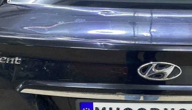 2014 Hyundai Xcent S 1.2, CNG, Manual, 38,925 km, Dicky (Boot door) - Slightly dented