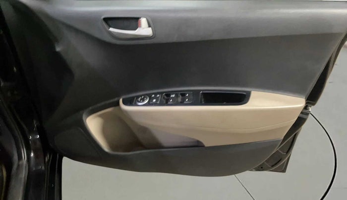 2014 Hyundai Xcent S 1.2, CNG, Manual, 38,925 km, Driver Side Door Panels Control