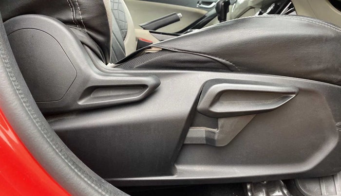 2020 Tata NEXON XZ PLUS PETROL DUAL TONE, Petrol, Manual, 22,648 km, Driver Side Adjustment Panel