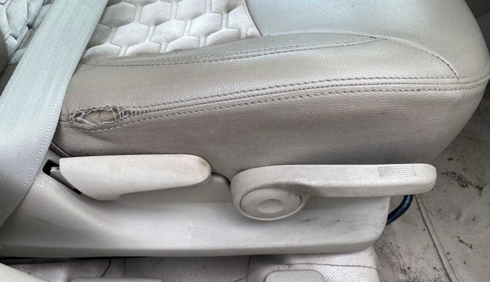 2015 Maruti Ciaz ZDI, Diesel, Manual, 69,216 km, Driver Side Adjustment Panel