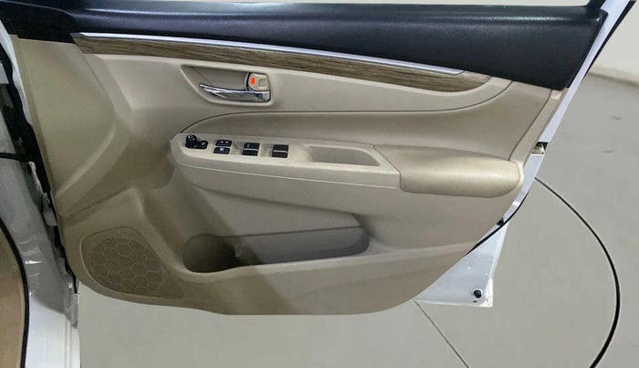 2022 Maruti Ciaz ALPHA 1.5 SHVS PETROL, Petrol, Manual, 18,108 km, Driver Side Door Panels Control