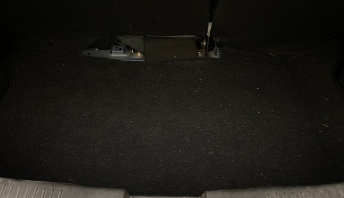 2021 Maruti IGNIS ZETA 1.2 AMT, Petrol, Automatic, 52,051 km, Boot Inside