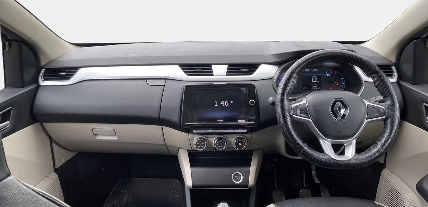 2023 Renault TRIBER RXZ, Petrol, Manual, 10,335 km, Dashboard