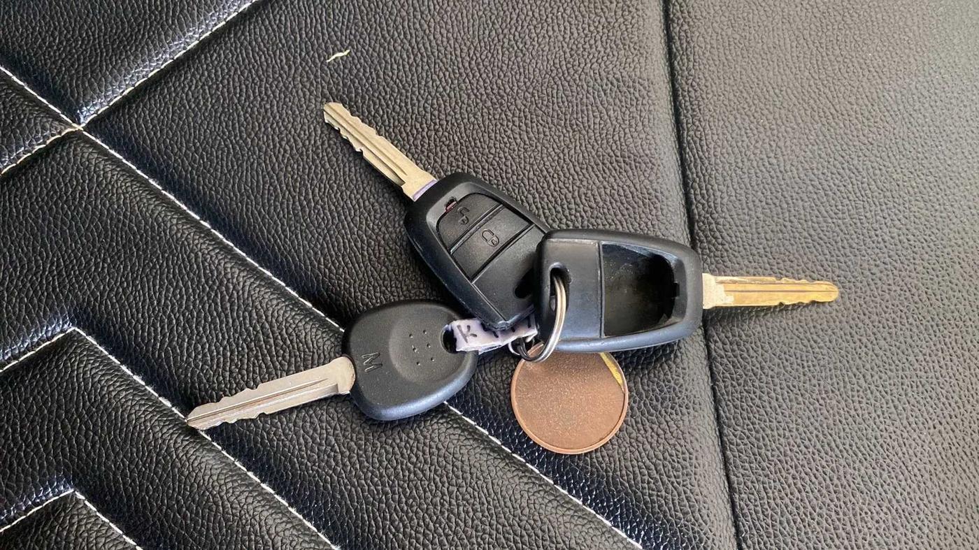 2018 Hyundai NEW SANTRO ASTA MT, Petrol, Manual, 72,996 km, Key Close Up