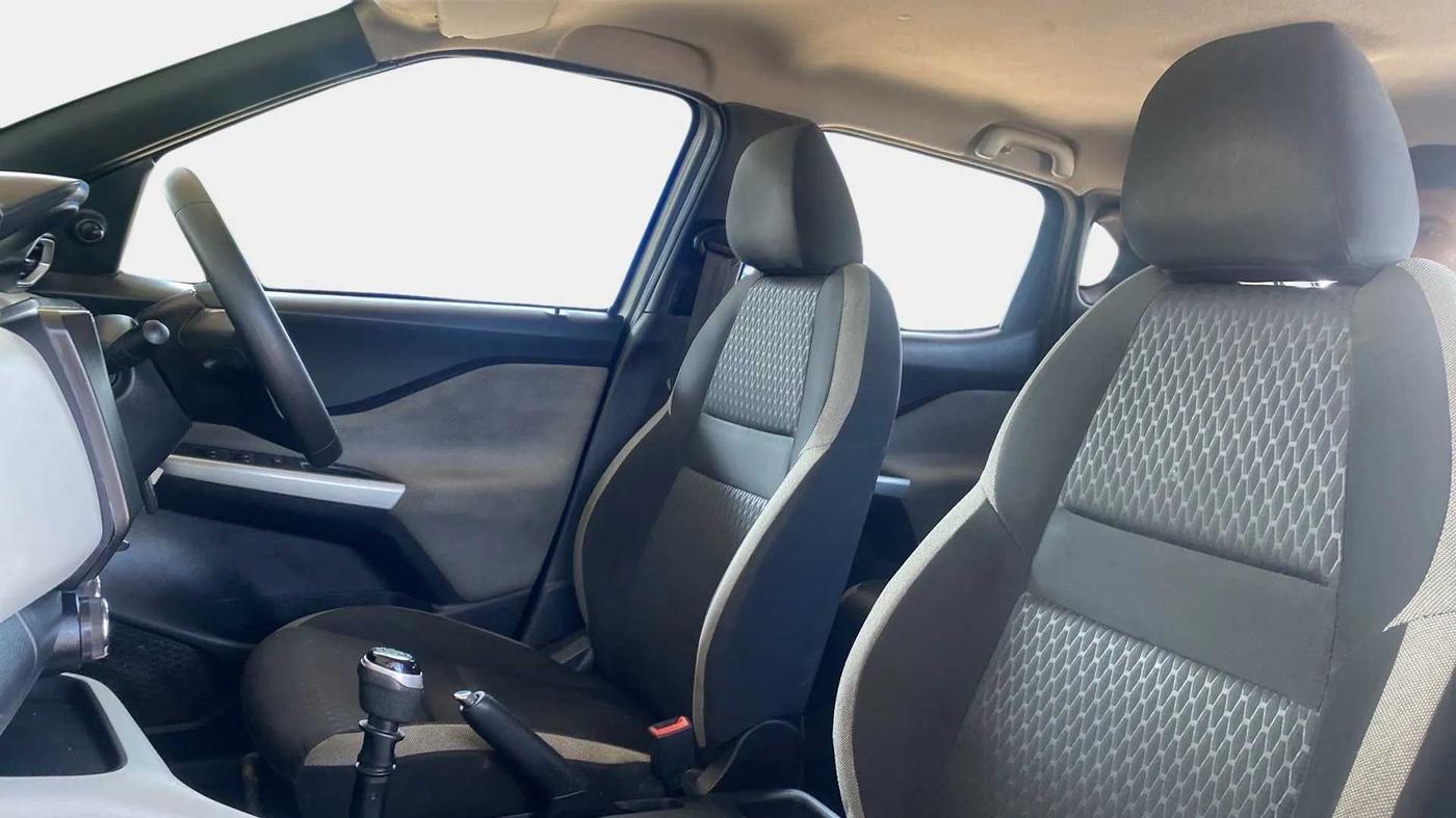 2022 Nissan MAGNITE XE, Petrol, Manual, 28,256 km, Right Side Front Door Cabin