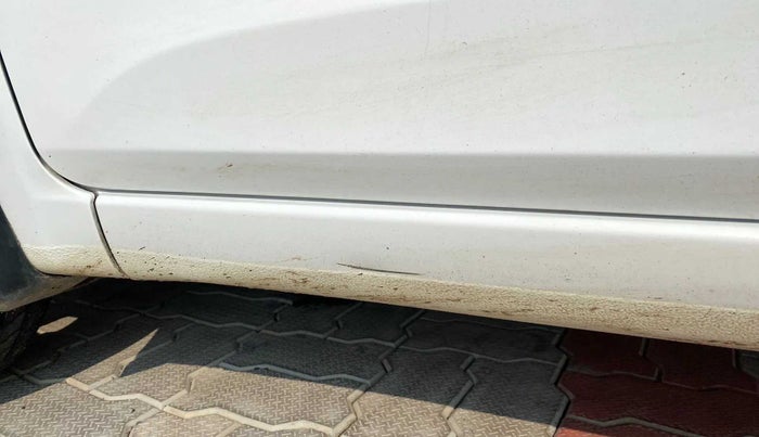 2019 Hyundai Elite i20 SPORTZ PLUS 1.2, Petrol, Manual, 63,075 km, Left running board - Minor scratches