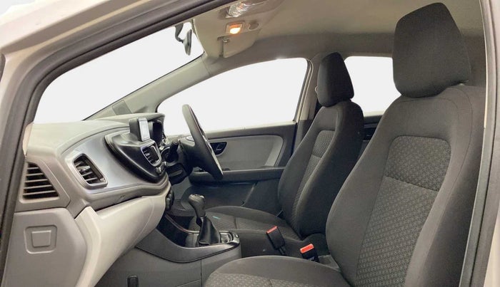 2020 Tata ALTROZ XM PETROL, Petrol, Manual, 16,823 km, Right Side Front Door Cabin