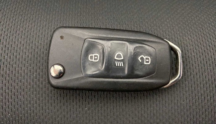 2019 Tata Tiago XZ PLUS PETROL, Petrol, Manual, 98,499 km, Key Close Up