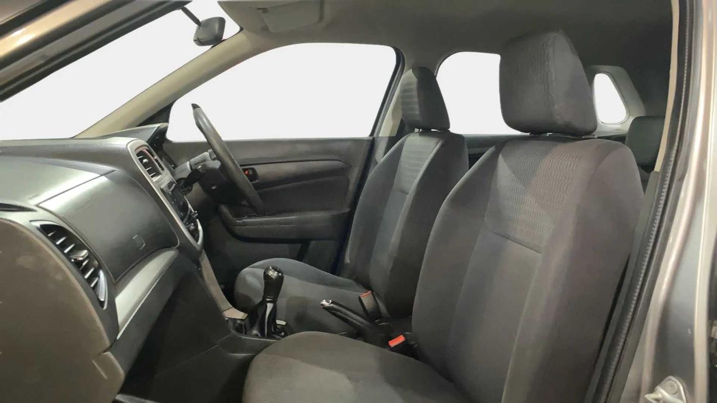 2016 Maruti Vitara Brezza VDI (O), Diesel, Manual, 74,276 km, Right Side Front Door Cabin
