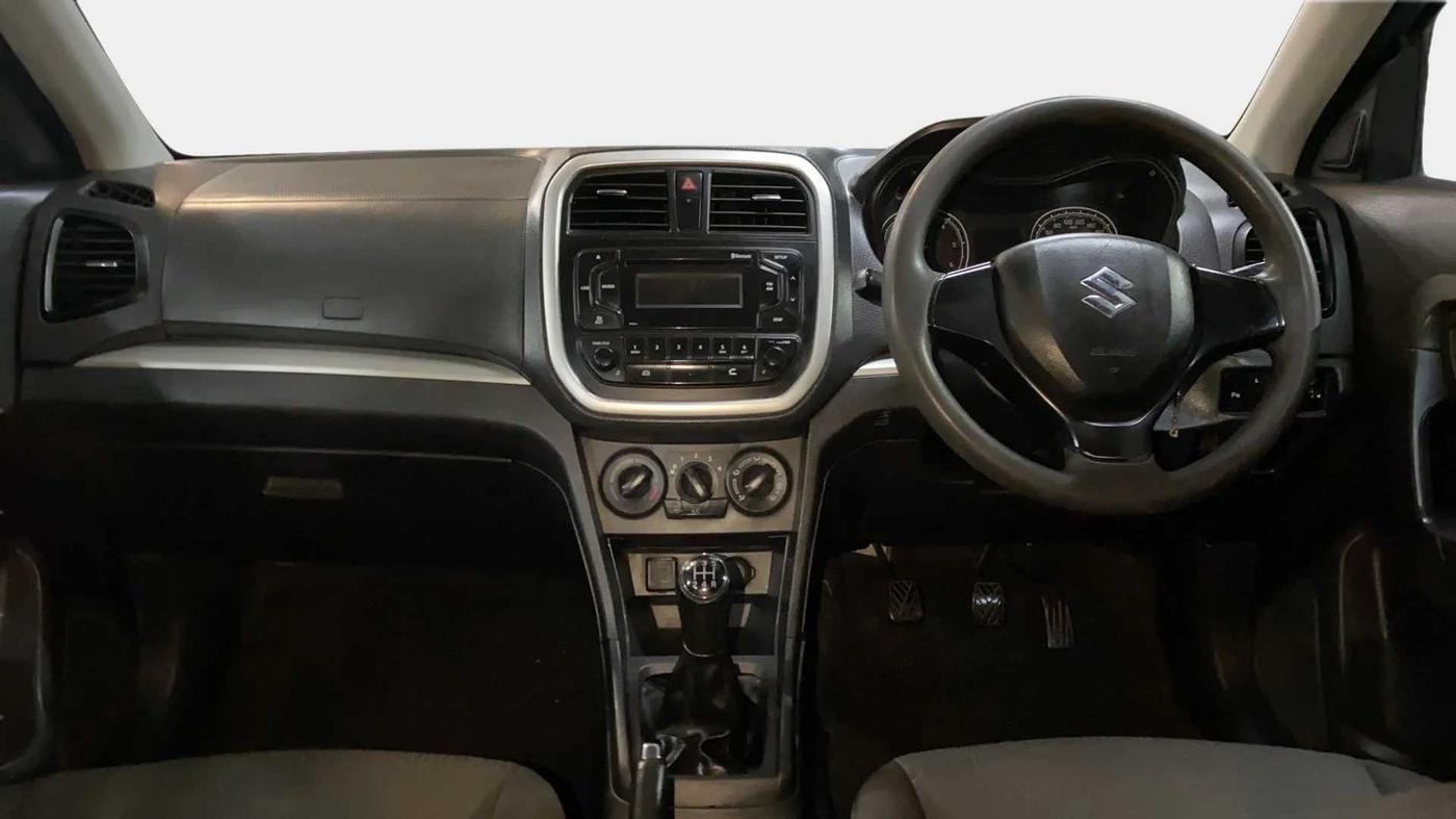 2016 Maruti Vitara Brezza VDI (O), Diesel, Manual, 74,276 km, Dashboard