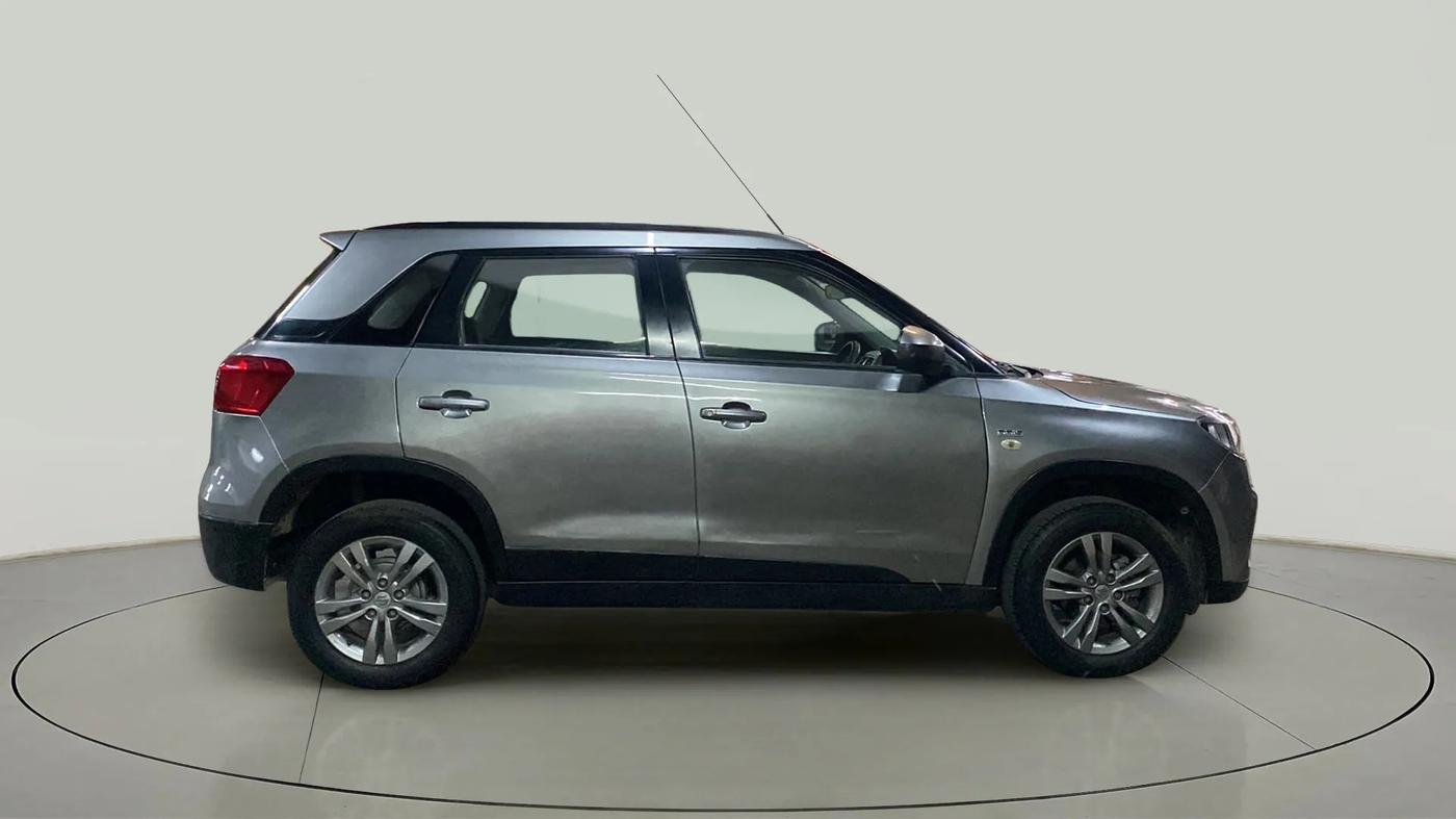 2016 Maruti Vitara Brezza VDI (O), Diesel, Manual, 74,276 km, Right Side View