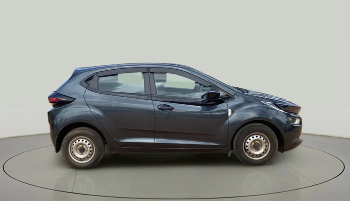 2020 Tata ALTROZ XE PETROL, Petrol, Manual, 49,439 km, Right Side View