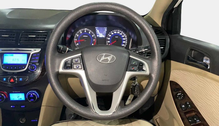 2014 Hyundai Verna FLUIDIC 1.6 VTVT SX, Petrol, Manual, 80,844 km, Steering Wheel Close Up