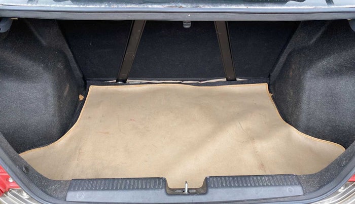 2018 Maruti Dzire ZDI PLUS, Diesel, Manual, 90,164 km, Boot Inside