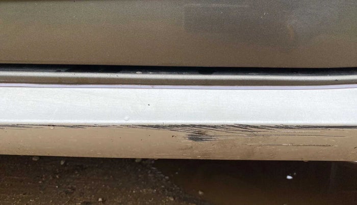 2018 Maruti Dzire ZDI PLUS, Diesel, Manual, 90,164 km, Left running board - Minor scratches