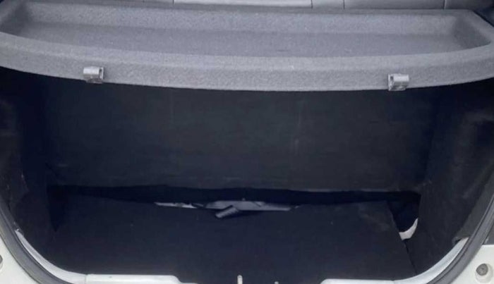 2022 Tata Tiago XT (O) PETROL, Petrol, Manual, 15,962 km, Boot Inside