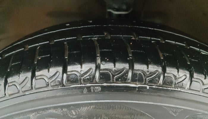 2018 Maruti Wagon R 1.0 VXI+, Petrol, Manual, 27,836 km, Left Front Tyre Tread