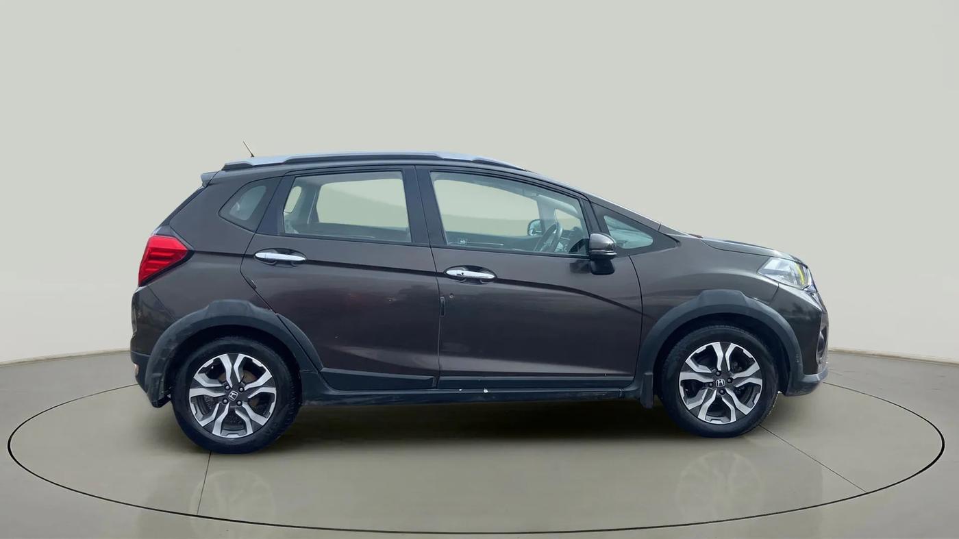 2018 Honda WR-V 1.5L I-DTEC VX MT, Diesel, Manual, 71,336 km, Right Side View