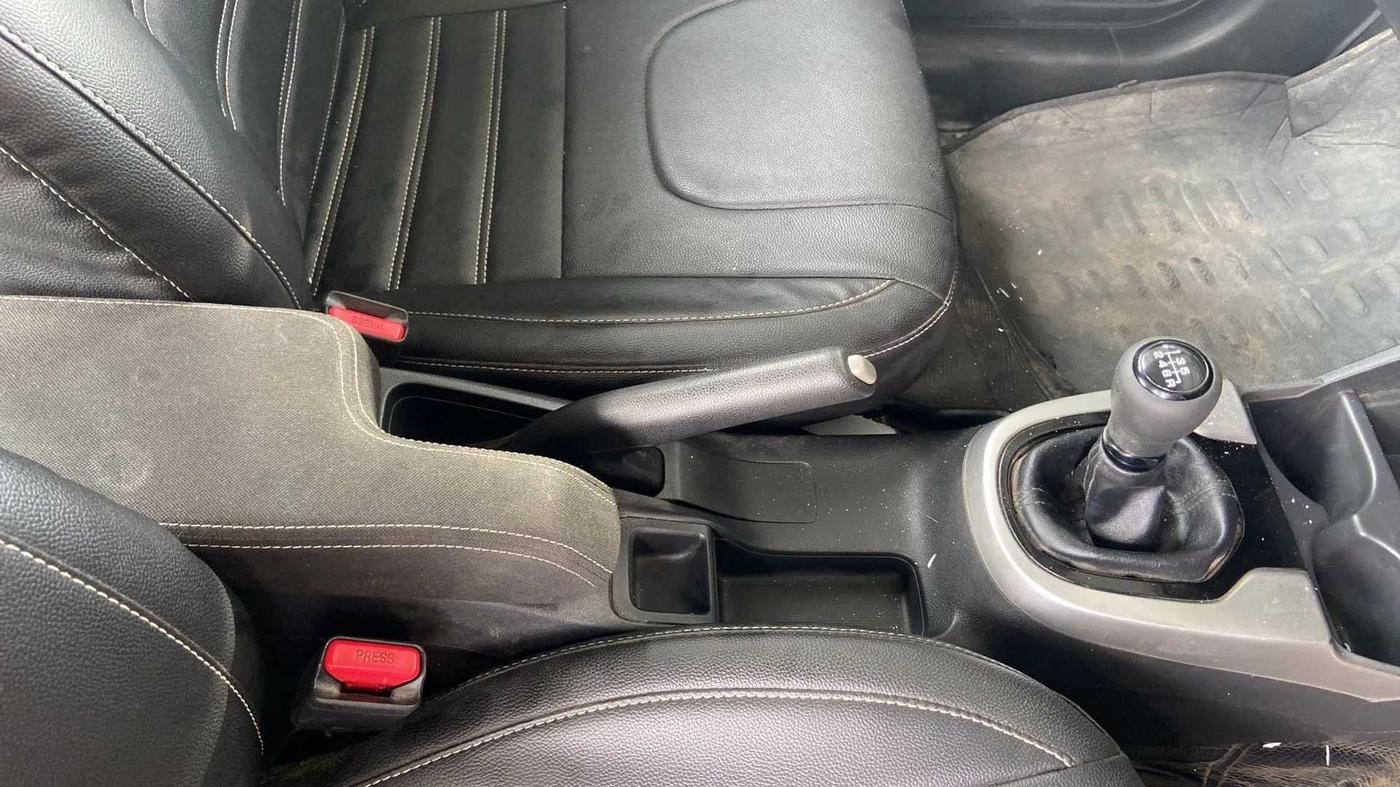 2018 Honda WR-V 1.5L I-DTEC VX MT, Diesel, Manual, 71,336 km, Gear Lever