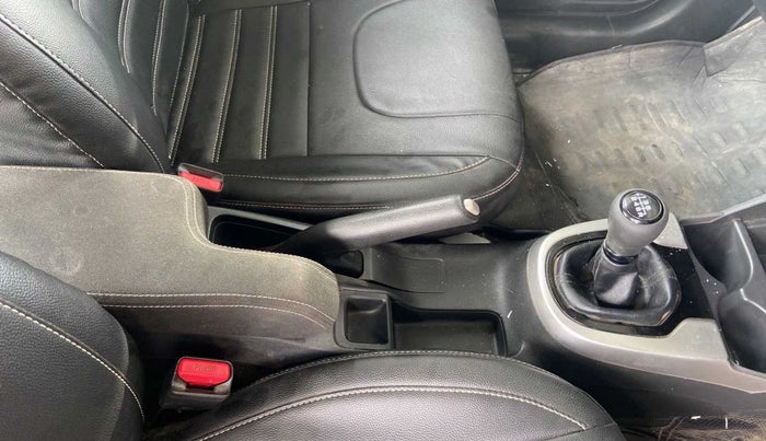 2018 Honda WR-V 1.5L I-DTEC VX MT, Diesel, Manual, 71,336 km, Gear Lever