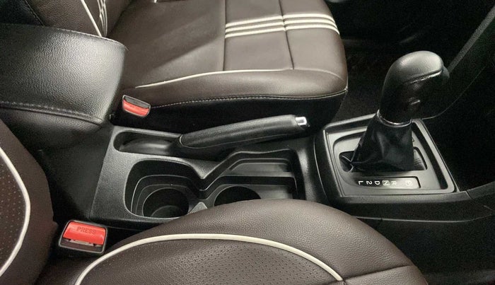 2021 Toyota URBAN CRUISER HIGH GRADE AT, Petrol, Automatic, 32,312 km, Gear Lever