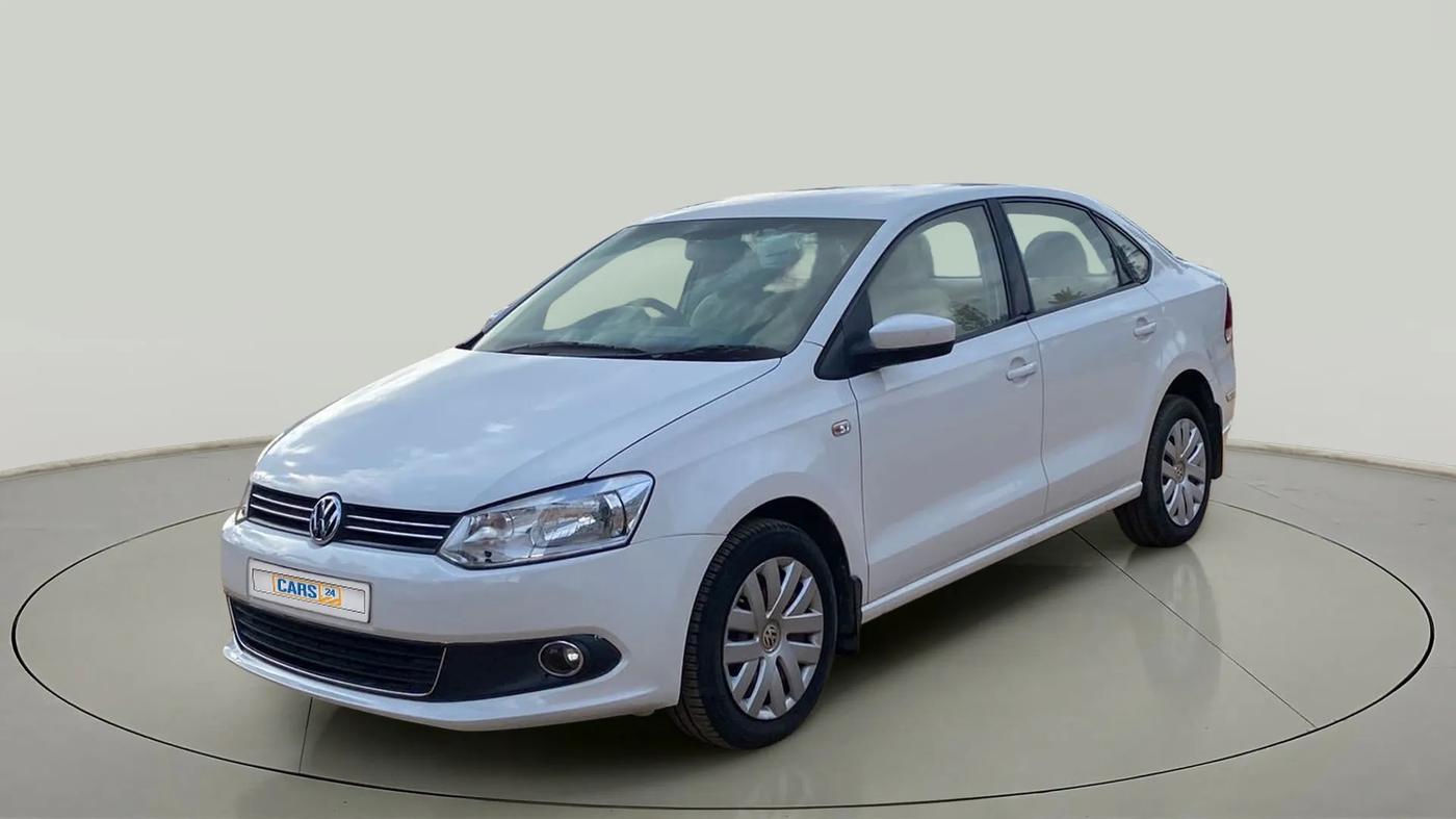 2013 Volkswagen Vento COMFORTLINE 1.6, Petrol, Manual, 55,183 km, Left Front Diagonal
