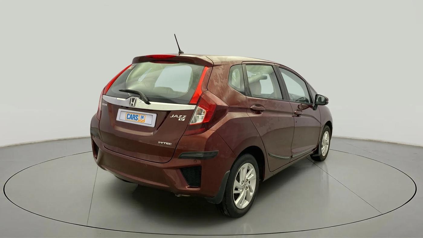 2018 Honda Jazz 1.2L I-VTEC V, Petrol, Manual, 38,372 km, Right Back Diagonal